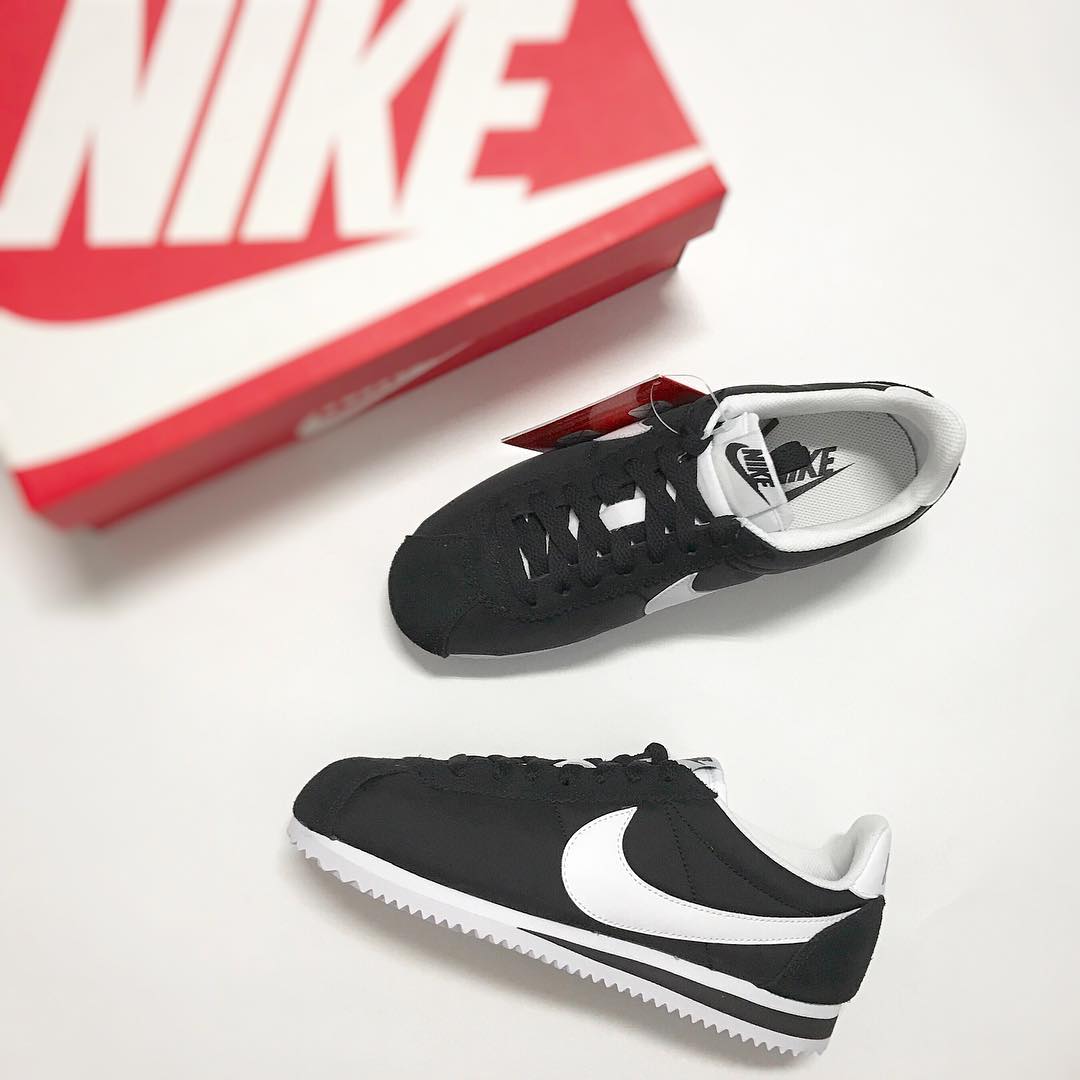 Pono - online shop | NIKE | W CORTEZ NYLON 黑白749864-011